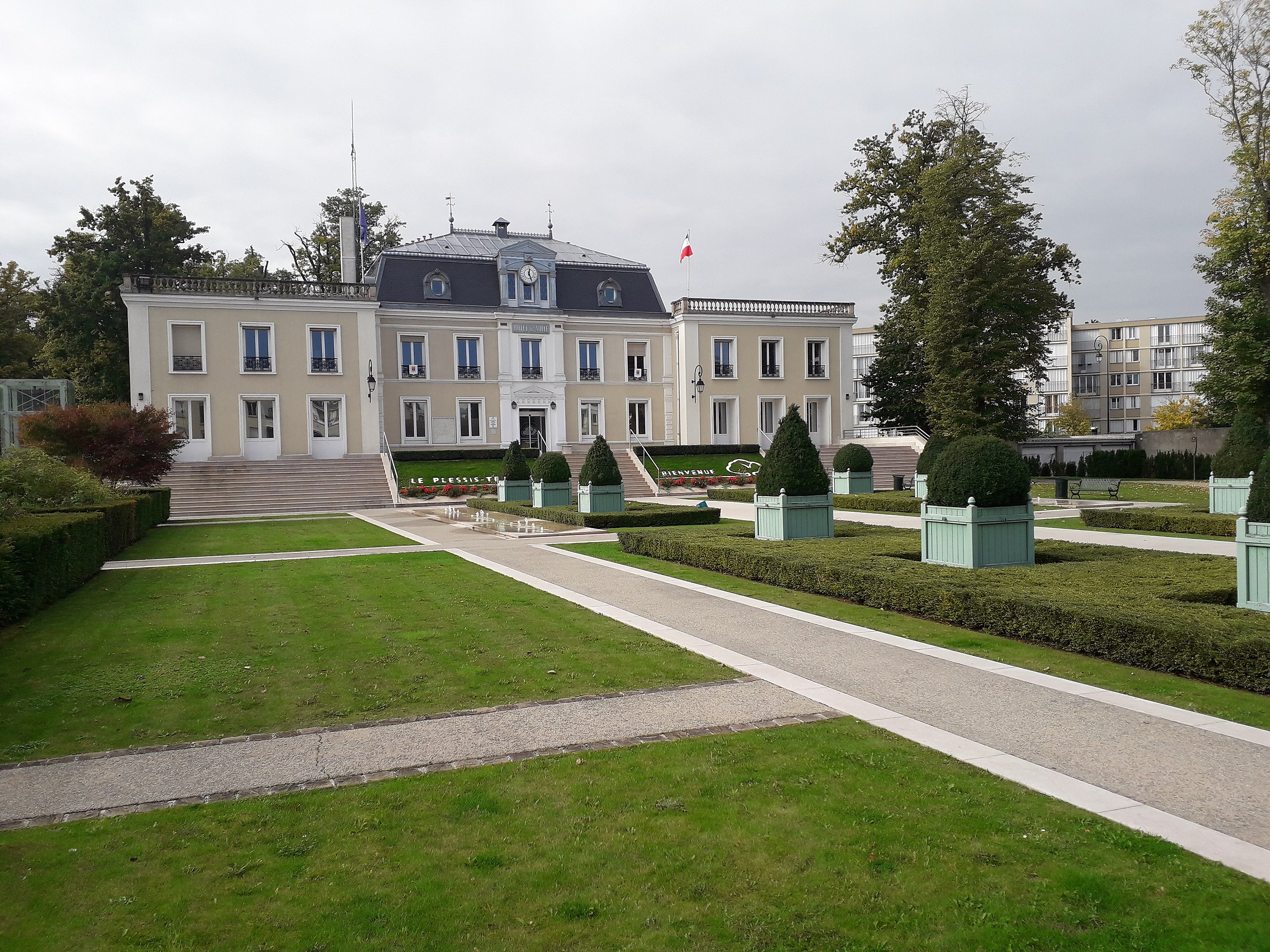 On se forme ! Plus de 100 formations au PlessisTrévise.
